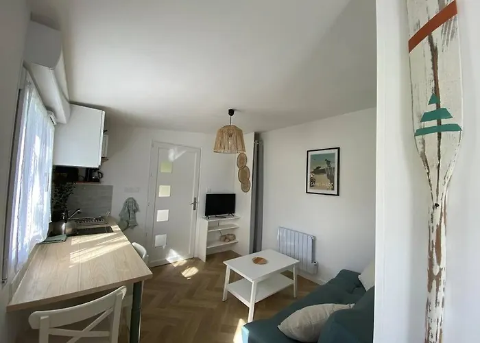 Au Calme St Marc Sur